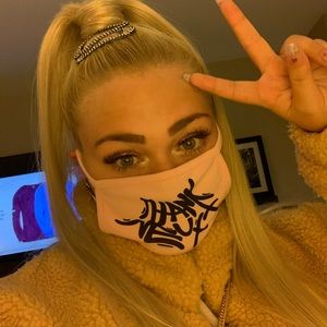 Meet your Posher, Maggie